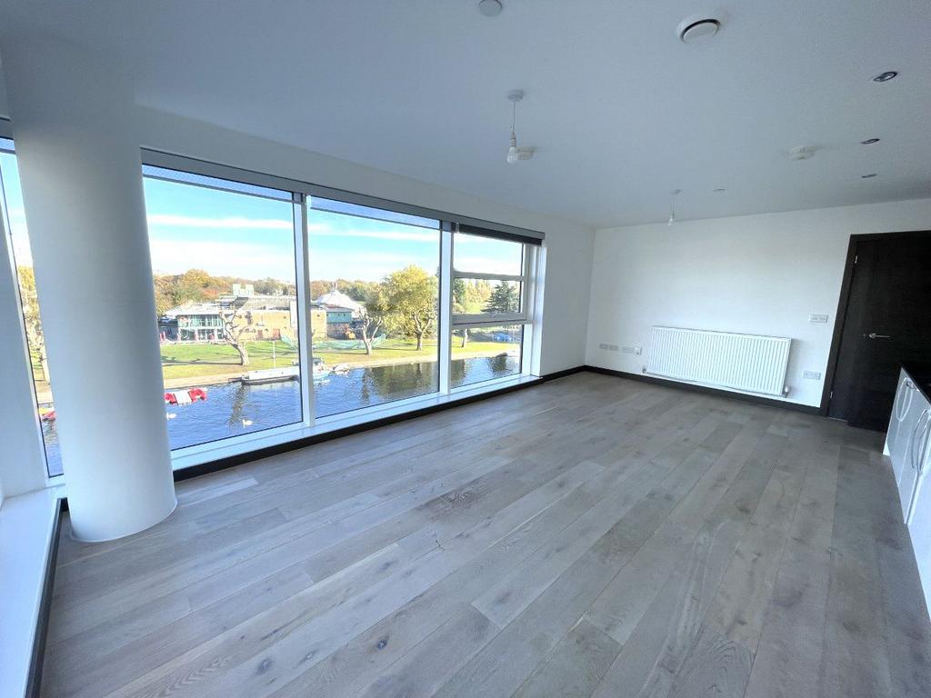 Kitchen/Living Area