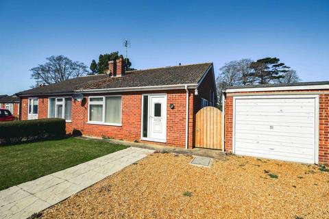 2 bedroom semi-detached bungalow to rent, Snettisham