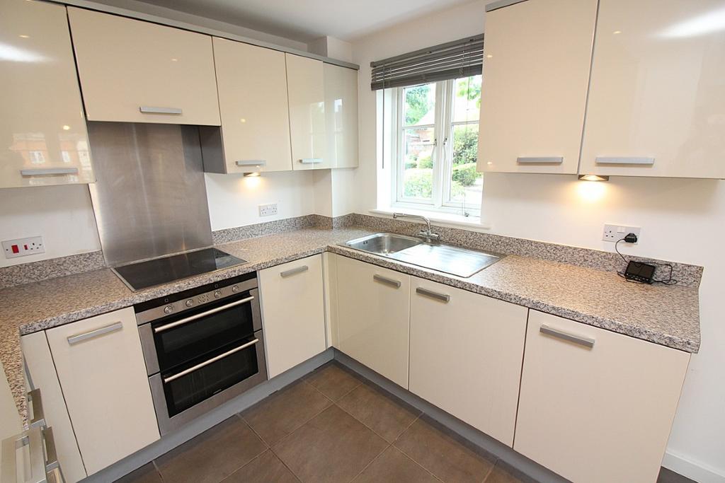 Kitchen2 Medium T202510091109.jpg
