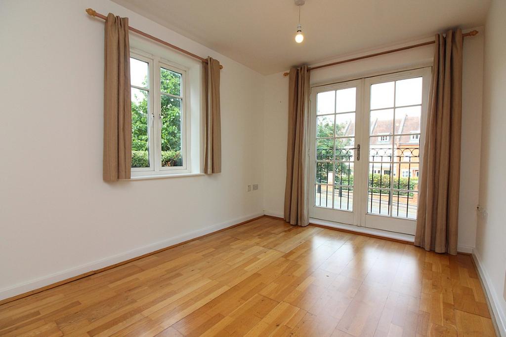 Living Room3 Medium T202510091109.jpg