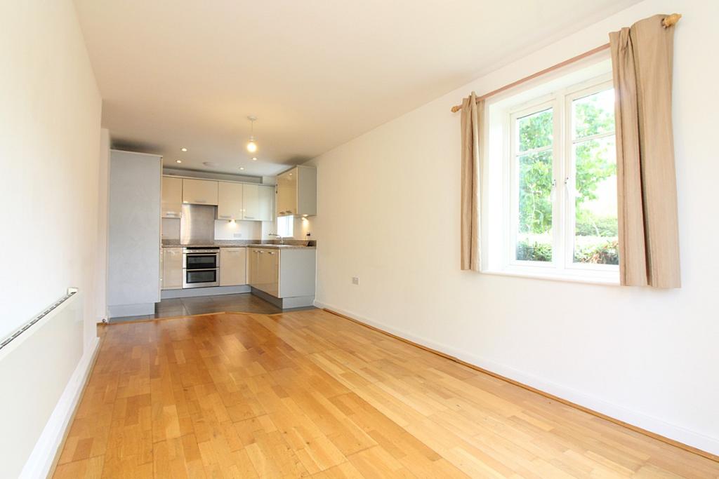 Living Room2 Medium T202510091109.jpg