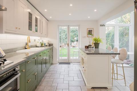 51 Clifden Road, London, E5 0LL