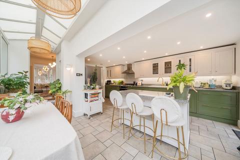 51 Clifden Road, London, E5 0LL
