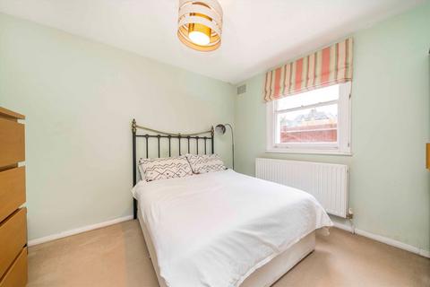 2 bedroom flat for sale, Tankerville Road, London SW16