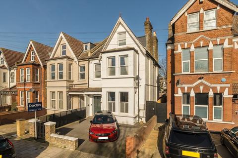 Tankerville Road, London SW16
