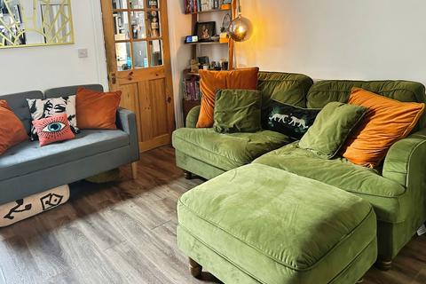 2 bedroom end of terrace house for sale, Gloucester Street, Chester, CH1