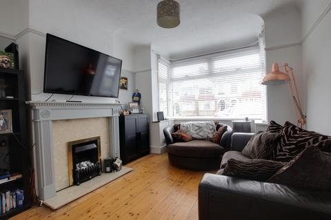 4 bedroom terraced house for sale, HASTINGS AVENUE, GOSPORT