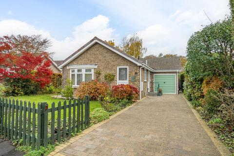 2 bedroom bungalow for sale, Grange Close, Skelton, York