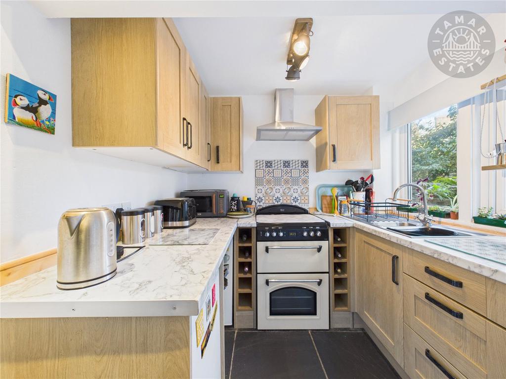 Kitchen/Utility Room