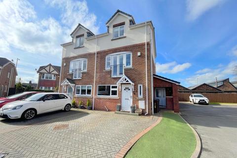 undefined, Lyndale Close, Leek