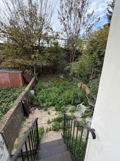 1 bedroom flat to rent, Flaxman Road, London