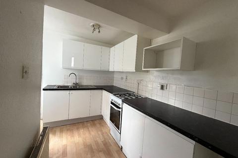 1 bedroom flat to rent, Flaxman Road, London