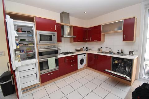 3 bedroom flat to rent, The Space, Clarendon Avenue, Leamington Spa