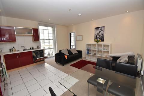 3 bedroom flat to rent, The Space, Clarendon Avenue, Leamington Spa
