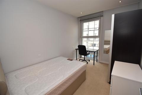 3 bedroom flat to rent, The Space, Clarendon Avenue, Leamington Spa