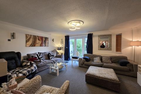 undefined, Walbrook Avenue, Springfield MK6