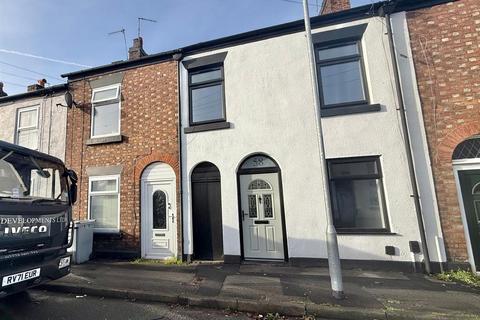 3 bedroom terraced house for sale, Garden Street, Macclesfield