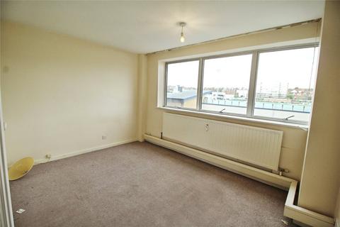 2 bedroom flat to rent, Eaton Road, East Sussex BN3