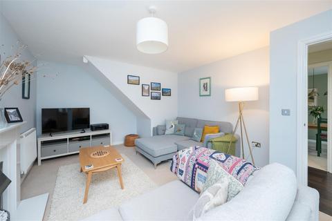 4 bedroom detached house for sale, Orchard Close, Burgess Hill