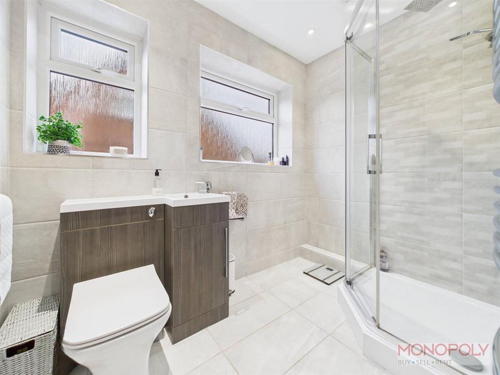 CAM03815 G0-PR0363-STILL002.jpg