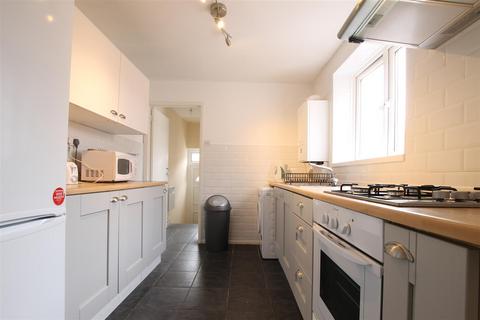 3 bedroom apartment to rent, Kelvin Grove, Sandyford