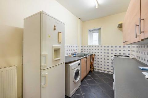 2 bedroom detached house for sale, Warwick Road, Batley
