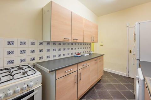 2 bedroom detached house for sale, Warwick Road, Batley