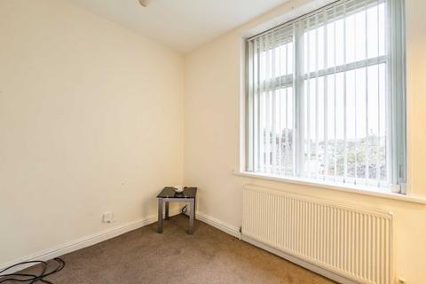 2 bedroom detached house for sale, Warwick Road, Batley