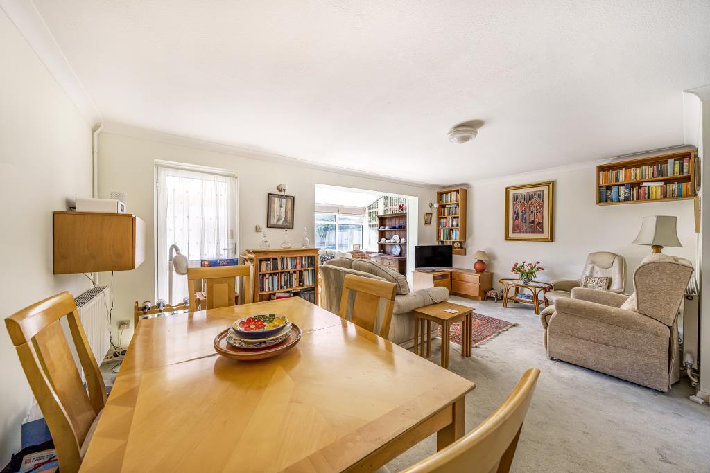 Living/Dining Area