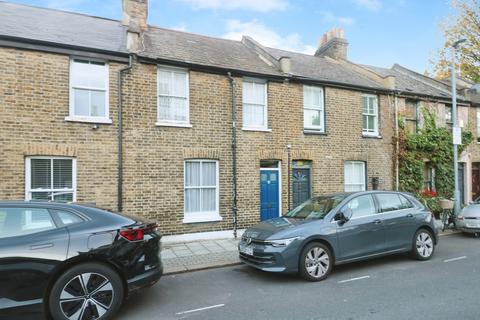 Groton Road, London SW18