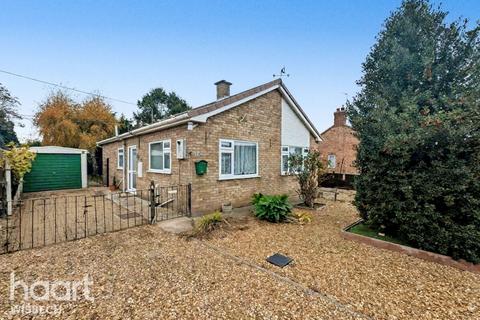 Listers Road, Upwell