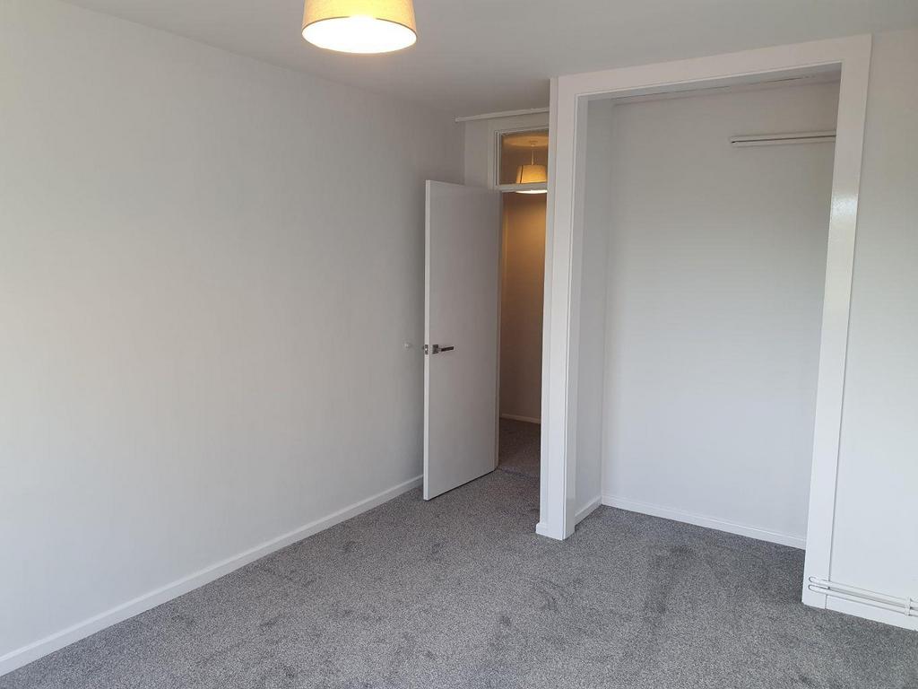 Master Bedroom to door.jpg