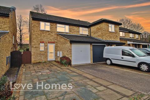 undefined, Avon Rise, Flitwick