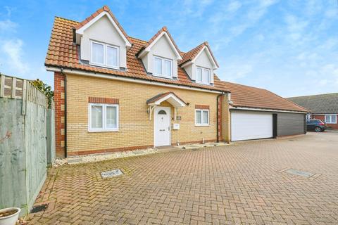 undefined, Rose Gardens, Harwich CO12