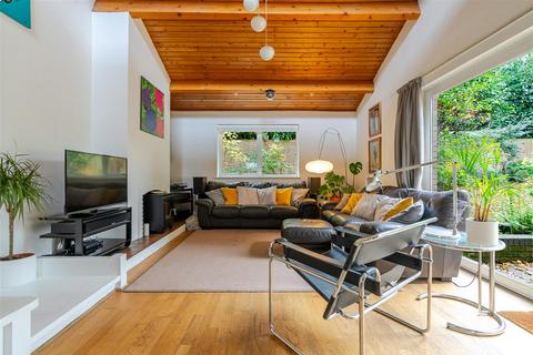 5 bedroom detached house for sale, Beaufort Gardens, Ascot