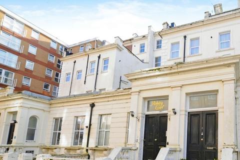 2 bedroom flat for sale, Terrace Road, St Leonards-on-Sea TN37