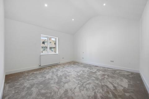 undefined, 170 High Street, Banstead, SM7