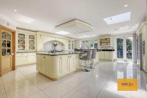 6 bedroom detached house for sale, Chigwell Rise, Chigwell IG7