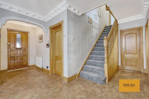 56 Chigwell Rise, Chigwell, IG7 6AG