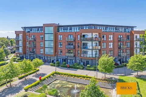1 bedroom apartment for sale, Gubbins Lane, Romford RM3