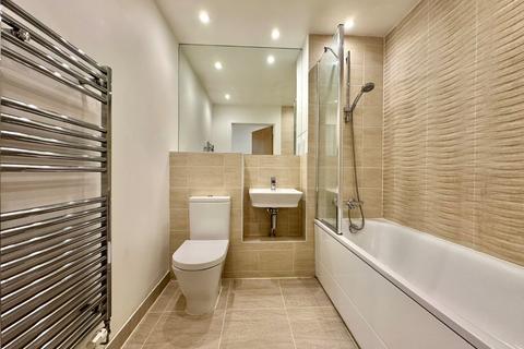 1 bedroom flat to rent, John Thornycroft Road, Hampshire SO19
