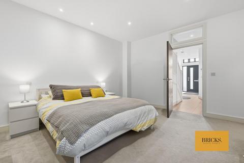 undefined, Watton Road, Ware SG12