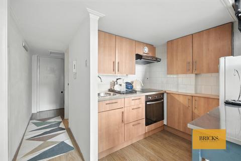 undefined, Fairfield Road, London E3