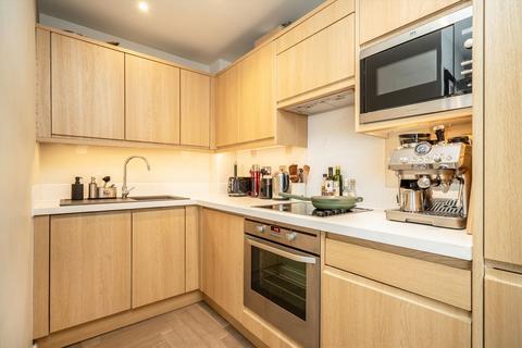 1 bedroom flat for sale, Basire Street, London N1