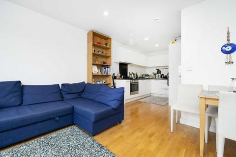 1 bedroom flat to rent, Holloway Road, London N7