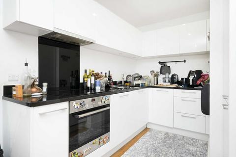 1 bedroom flat to rent, Holloway Road, London N7