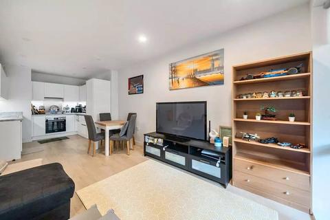 undefined, Middle Road, London