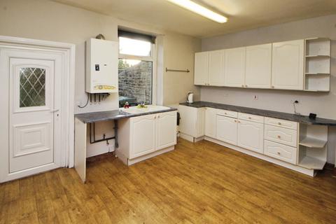 undefined, Queen Street, Glossop SK13