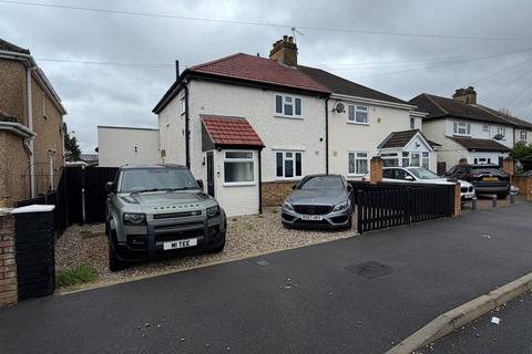 4 bedroom semi-detached house for sale, St Martins Road, UB7 7EP