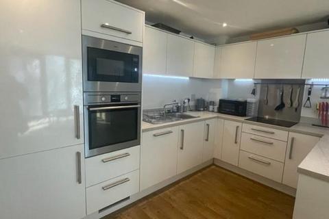 1 bedroom flat to rent, Lapwing Heights, Waterside Way, Tottenham